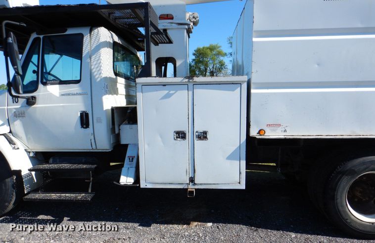 image for item DK5603 2008 International 4300  forestry bucket truck