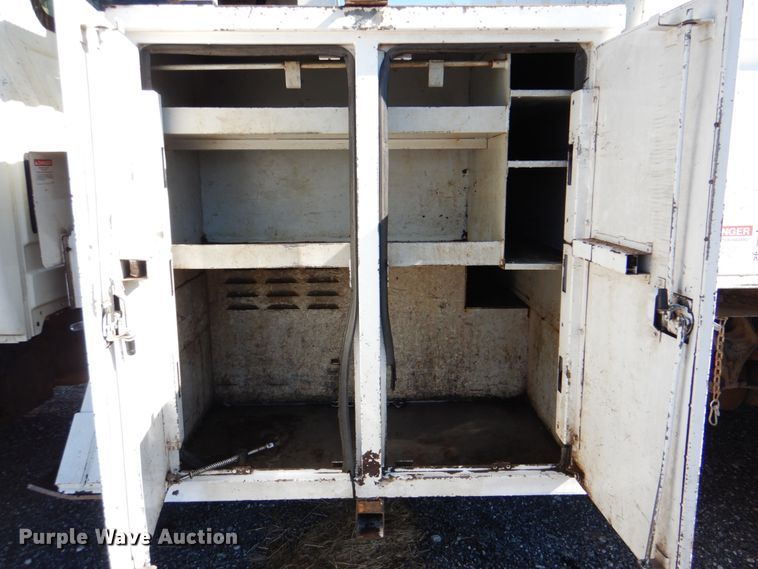 image for item DK5603 2008 International 4300  forestry bucket truck