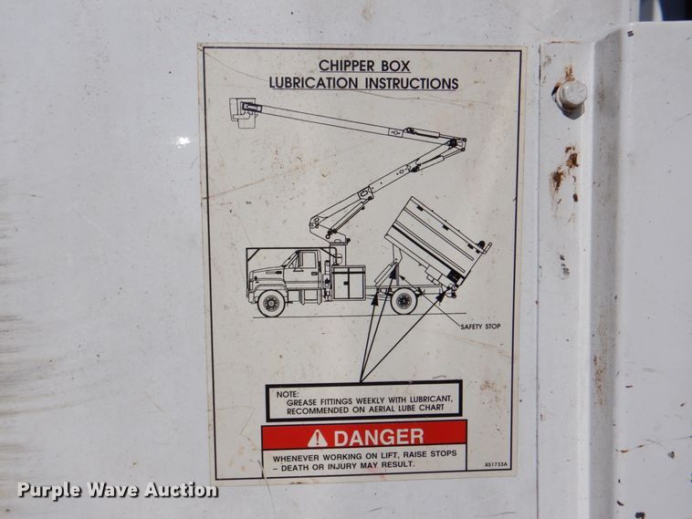 image for item DK5603 2008 International 4300  forestry bucket truck