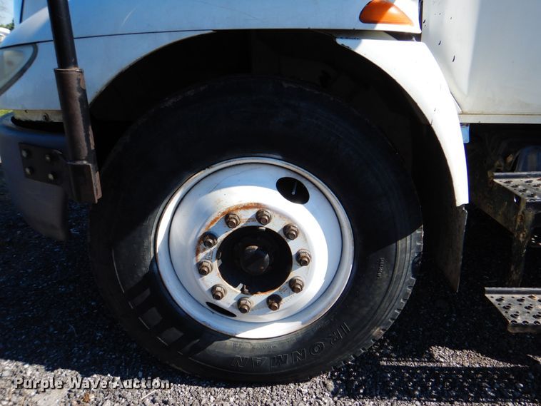 image for item DK5603 2008 International 4300  forestry bucket truck