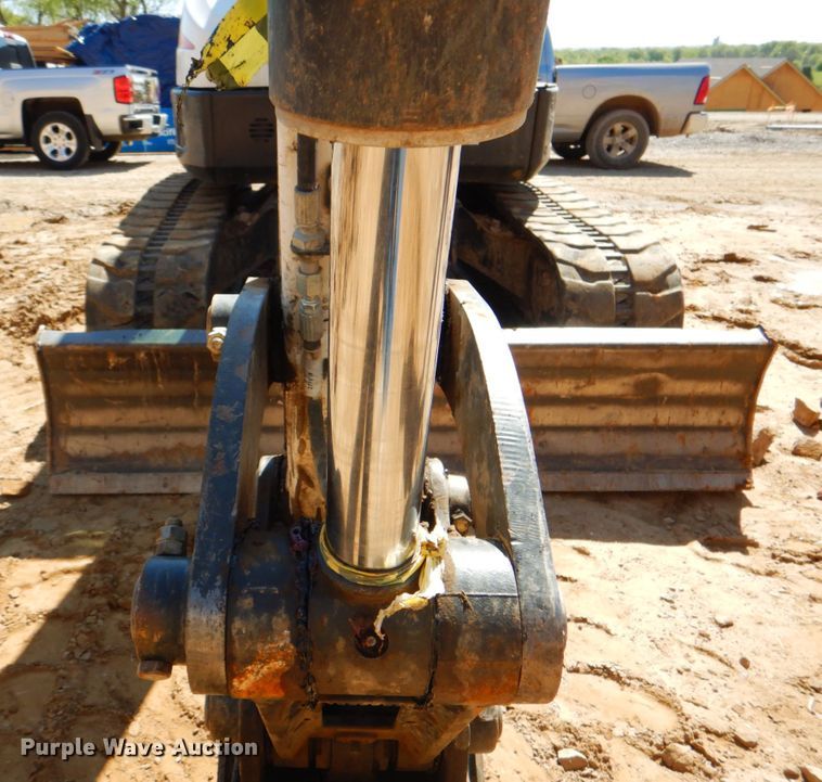 image for item DK5605 2017 Bobcat E55  mini excavator