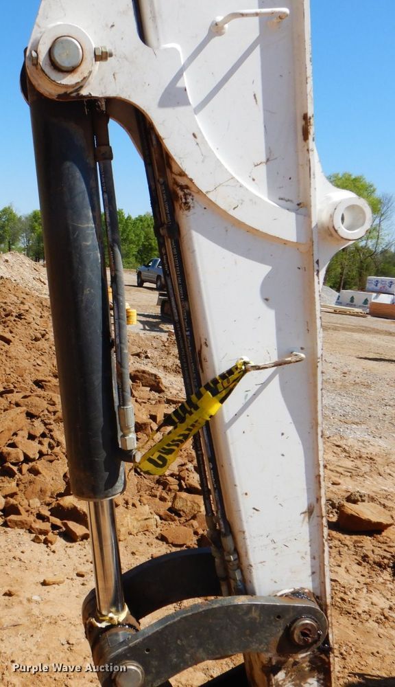 image for item DK5605 2017 Bobcat E55  mini excavator