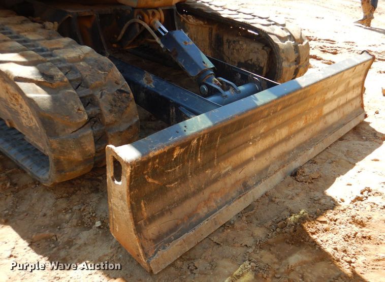 image for item DK5605 2017 Bobcat E55  mini excavator