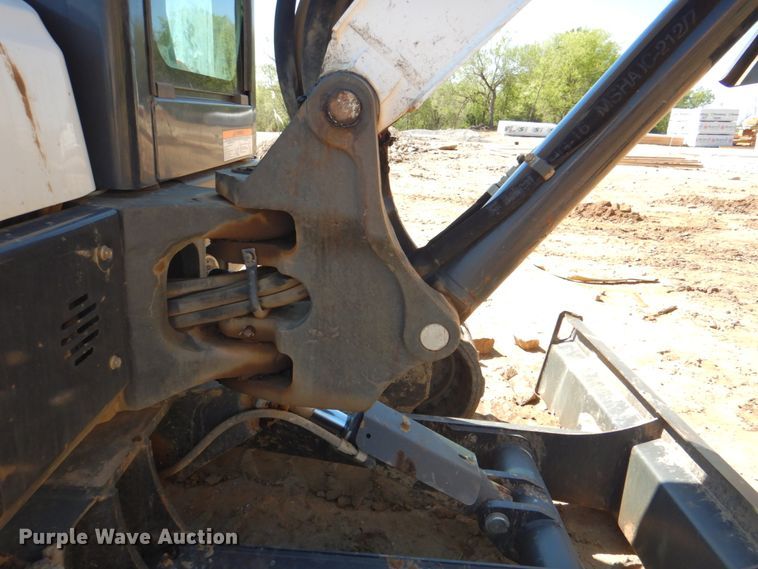 image for item DK5605 2017 Bobcat E55  mini excavator