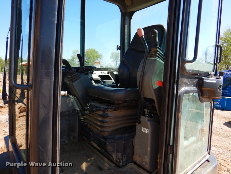 image for item DK5605 2017 Bobcat E55  mini excavator