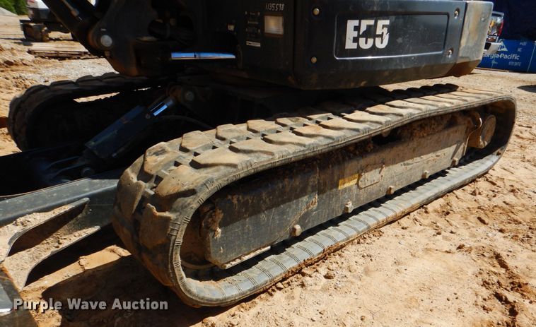 image for item DK5605 2017 Bobcat E55  mini excavator