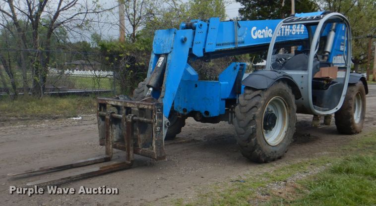 image for item DK5609 2009 Genie GTH-844  telehandler