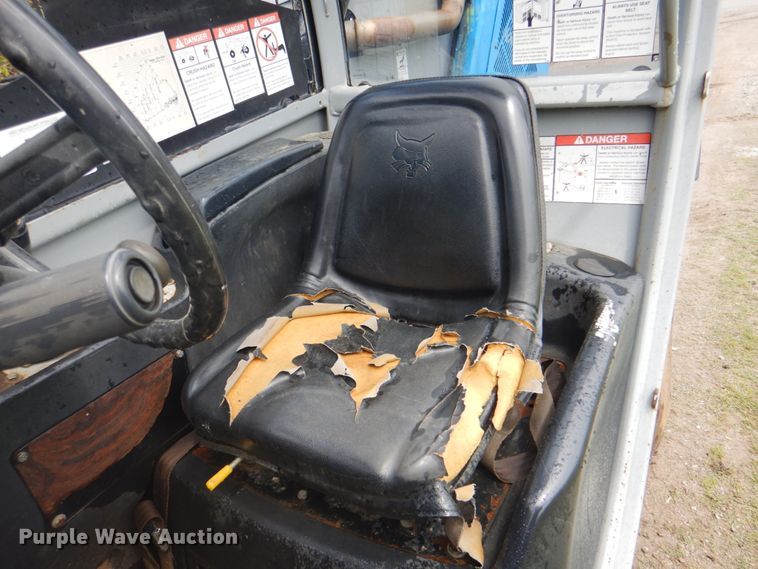 image for item DK5609 2009 Genie GTH-844  telehandler