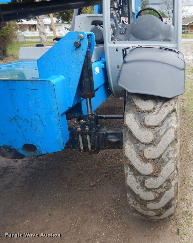 image for item DK5609 2009 Genie GTH-844  telehandler