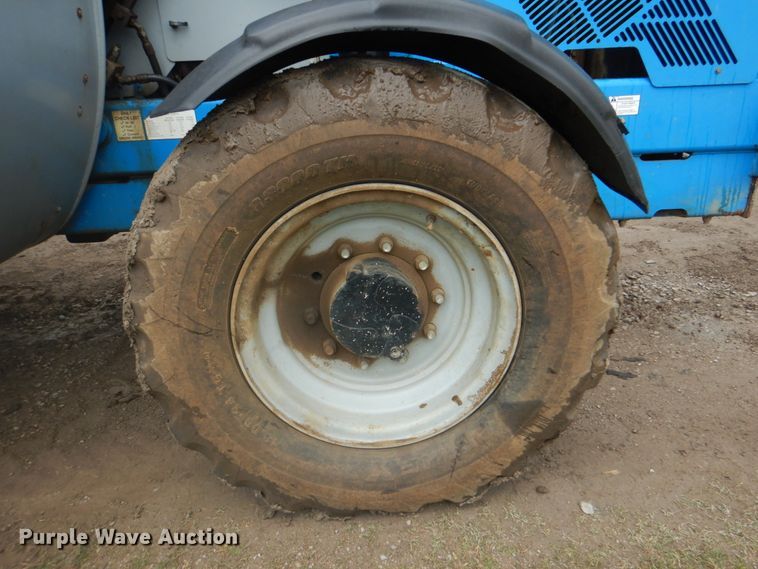 image for item DK5609 2009 Genie GTH-844  telehandler