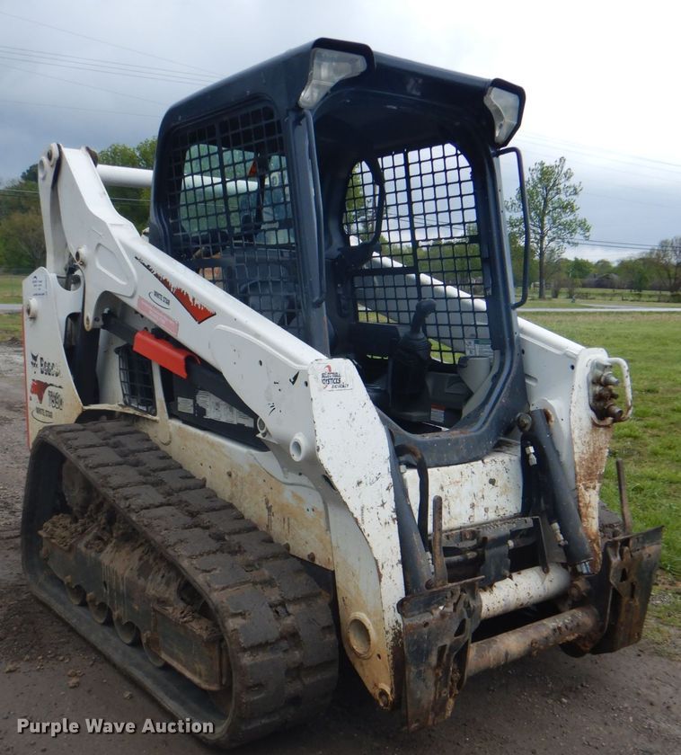 image for item DK5611 2017 Bobcat T590  tracked skid steer loader