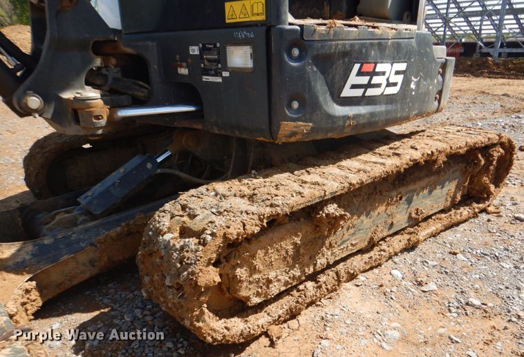 image for item DK5614 2018 Bobcat E35i  excavator