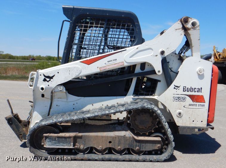 image for item DK5615 2017 Bobcat T590  tracked skid steer loader
