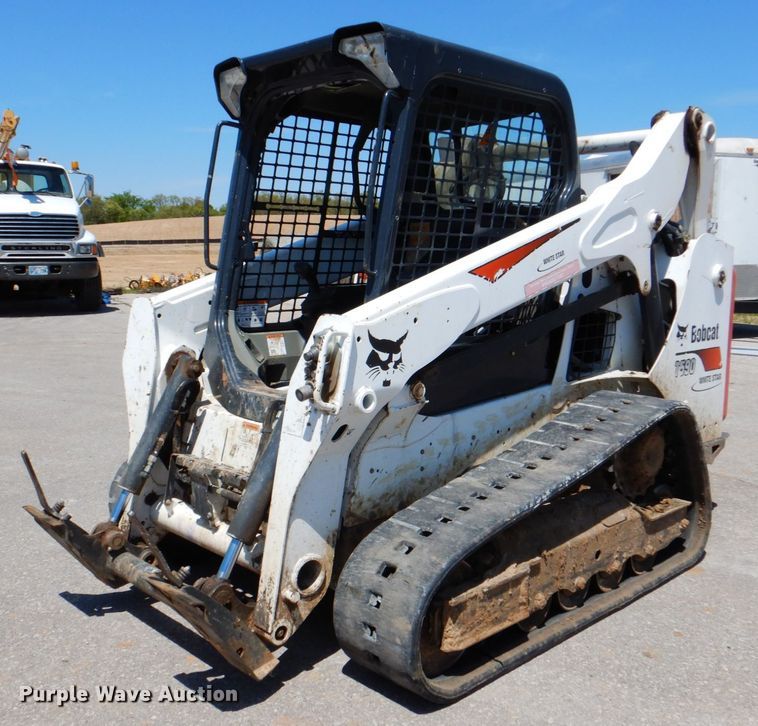 image for item DK5616 2017 Bobcat T590  tracked skid steer loader