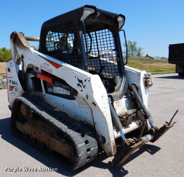 image for item DK5616 2017 Bobcat T590  tracked skid steer loader