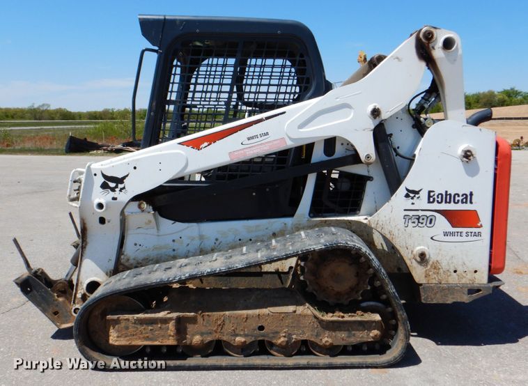 image for item DK5616 2017 Bobcat T590  tracked skid steer loader