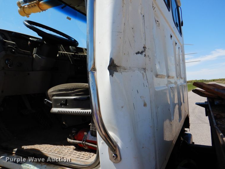 image for item DK5617 2001 Sterling L-Line  pressure digger truck