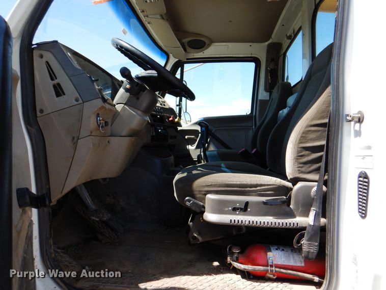 image for item DK5617 2001 Sterling L-Line  pressure digger truck