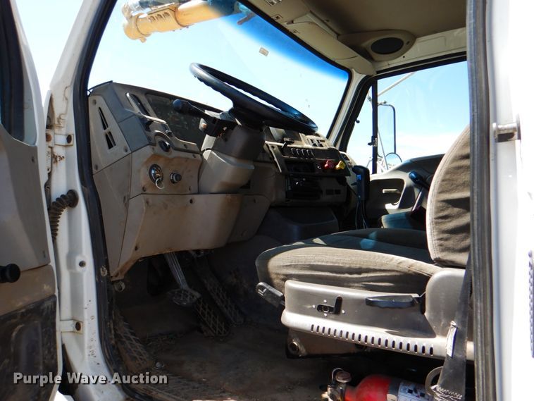 image for item DK5617 2001 Sterling L-Line  pressure digger truck