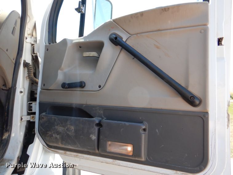 image for item DK5617 2001 Sterling L-Line  pressure digger truck