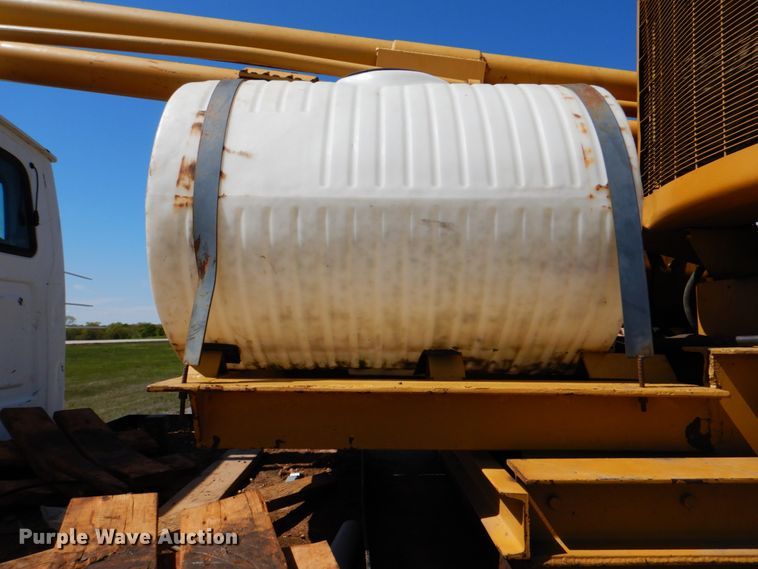 image for item DK5617 2001 Sterling L-Line  pressure digger truck