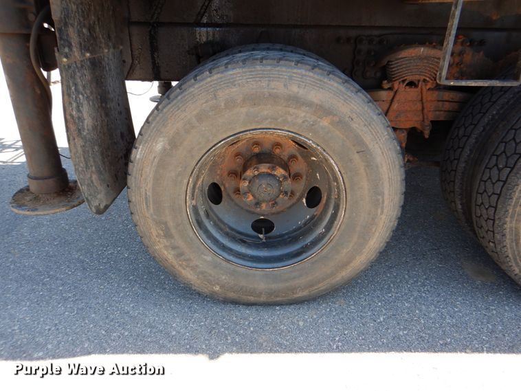 image for item DK5617 2001 Sterling L-Line  pressure digger truck