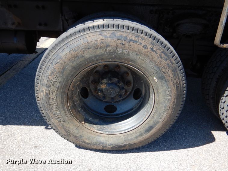 image for item DK5617 2001 Sterling L-Line  pressure digger truck