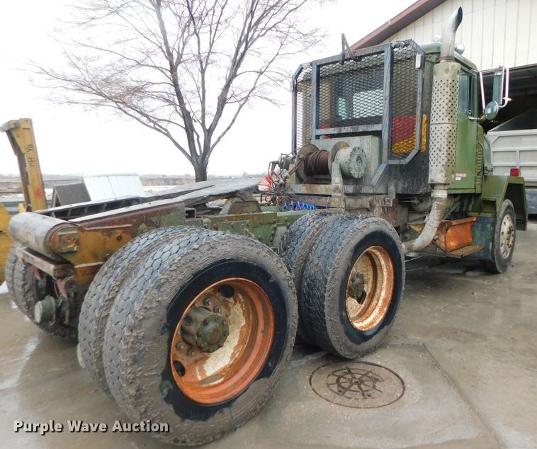 image for item DK8500 1979 Am General M915  semi truck