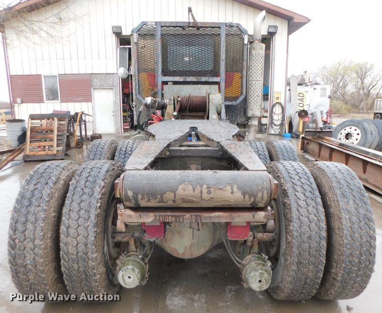 image for item DK8500 1979 Am General M915  semi truck