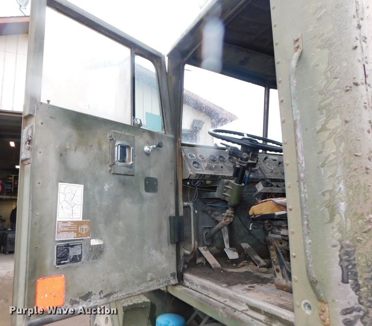 image for item DK8500 1979 Am General M915  semi truck