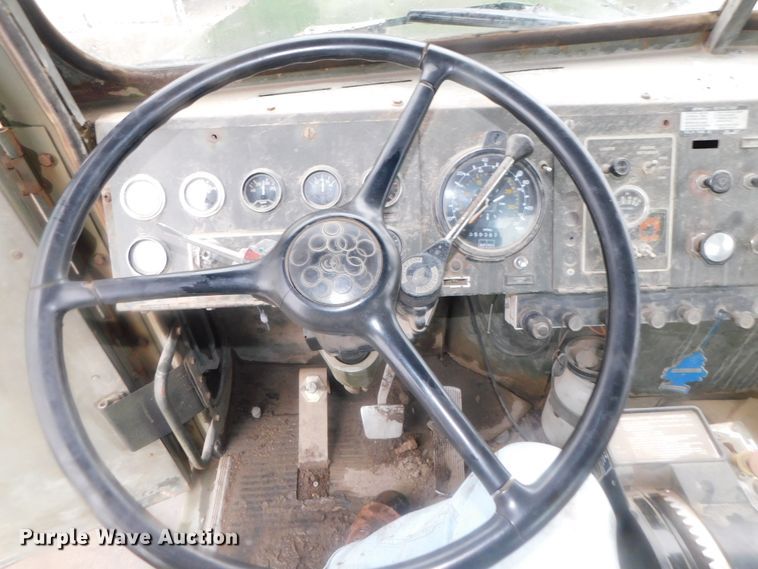 image for item DK8500 1979 Am General M915  semi truck