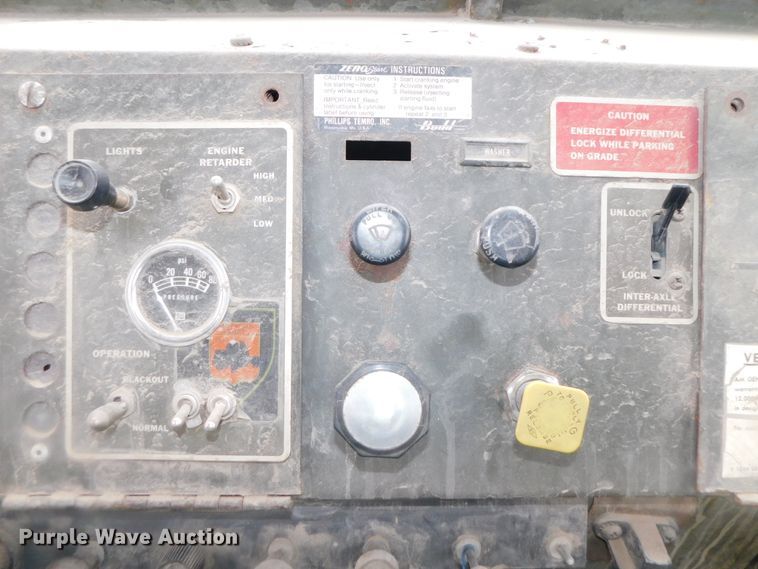 image for item DK8500 1979 Am General M915  semi truck