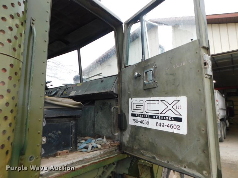 image for item DK8500 1979 Am General M915  semi truck