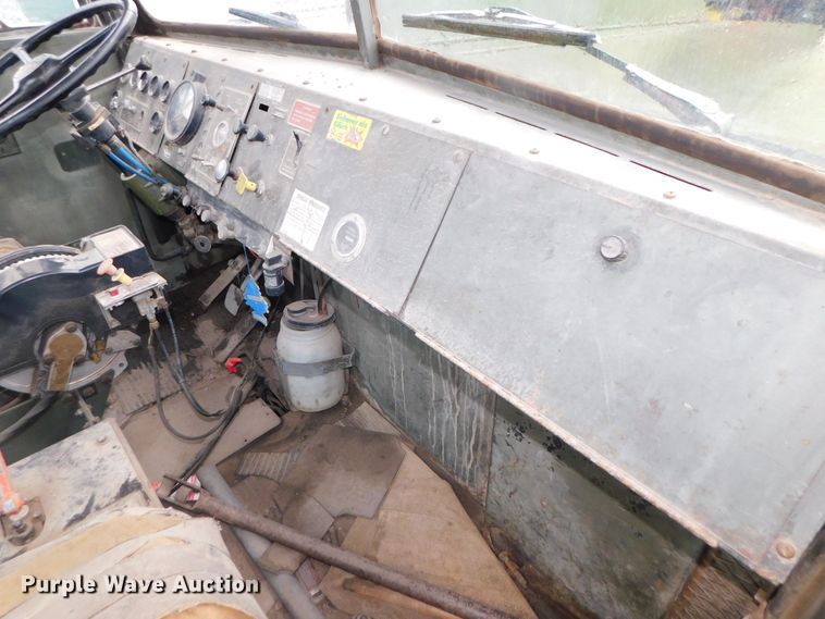 image for item DK8500 1979 Am General M915  semi truck