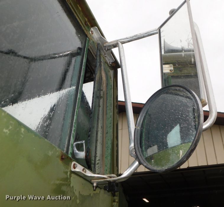 image for item DK8500 1979 Am General M915  semi truck