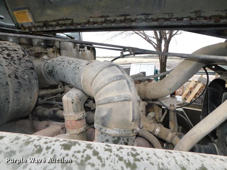 image for item DK8500 1979 Am General M915  semi truck