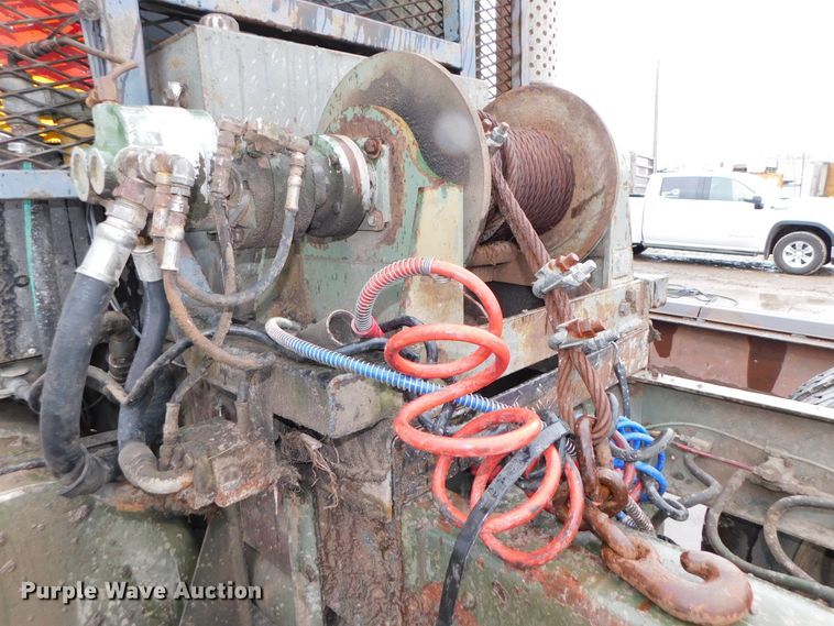 image for item DK8500 1979 Am General M915  semi truck