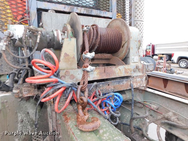 image for item DK8500 1979 Am General M915  semi truck