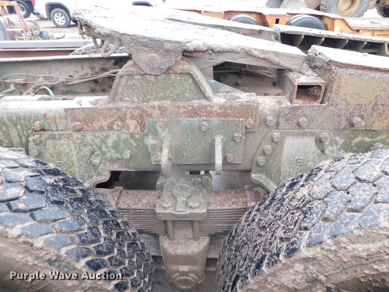 image for item DK8500 1979 Am General M915  semi truck