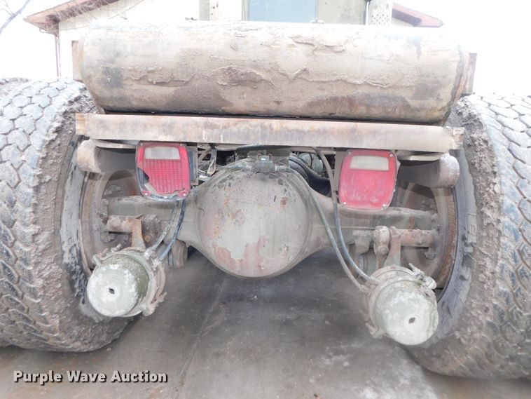 image for item DK8500 1979 Am General M915  semi truck