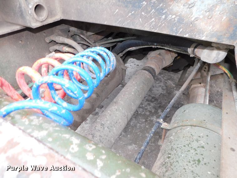 image for item DK8500 1979 Am General M915  semi truck