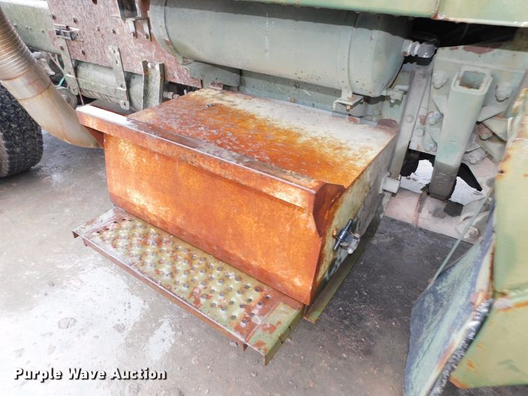 image for item DK8500 1979 Am General M915  semi truck