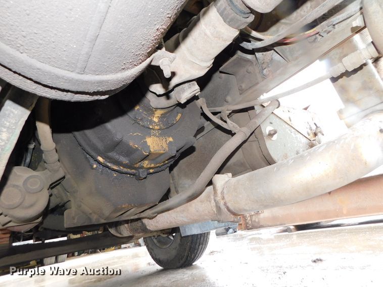 image for item DK8500 1979 Am General M915  semi truck