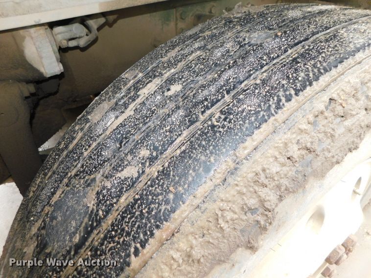 image for item DK8500 1979 Am General M915  semi truck