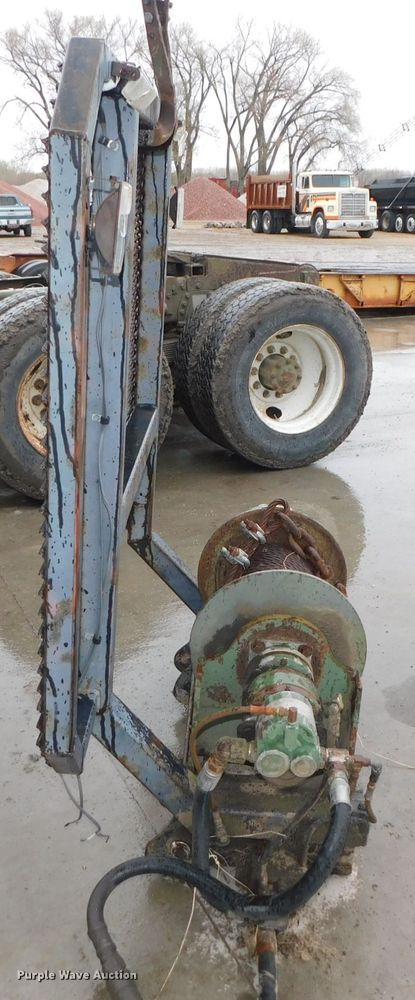 image for item DK8500 1979 Am General M915  semi truck