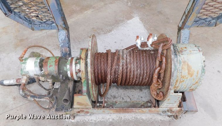 image for item DK8500 1979 Am General M915  semi truck