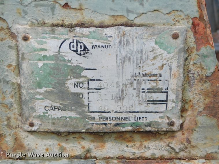 image for item DK8500 1979 Am General M915  semi truck