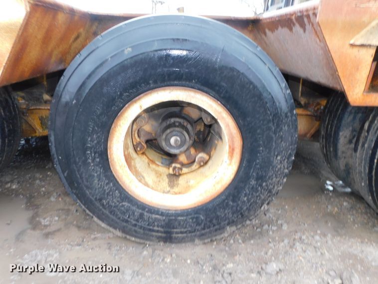 image for item DK8501 1979 Load King  lowboy equipment trailer