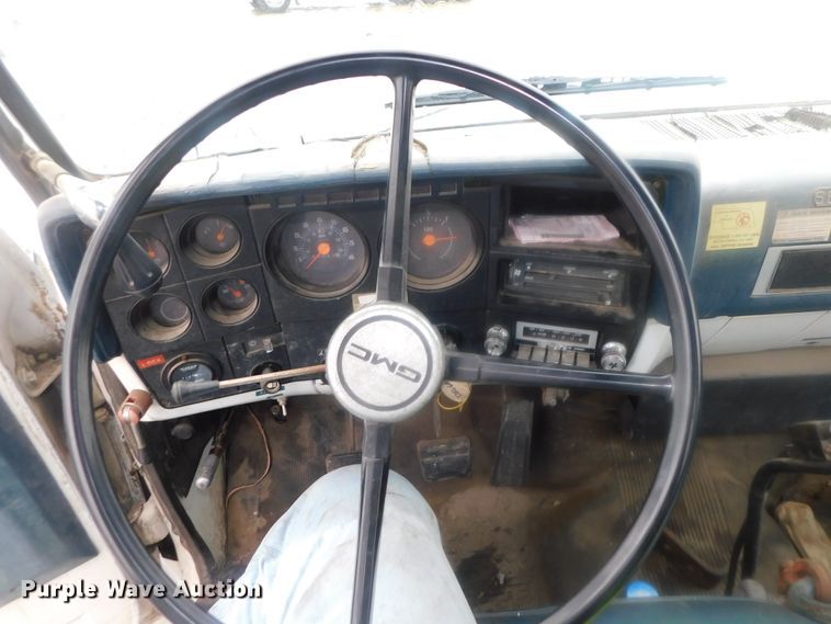 image for item DK8503 1981 Chevrolet C6500  digger derrick truck