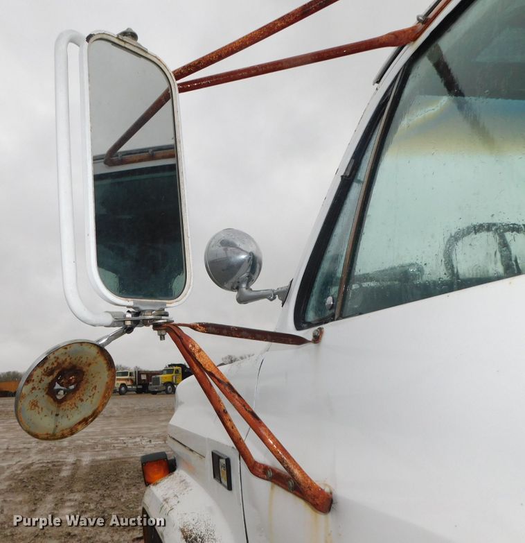 image for item DK8503 1981 Chevrolet C6500  digger derrick truck